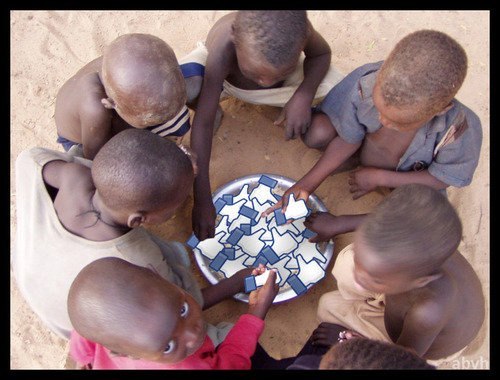 TENGA SU LIKE, JOVEN (o la ayuda narcisista)